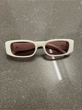 SHEIN White Frame Sunglasses with Pink Lenses